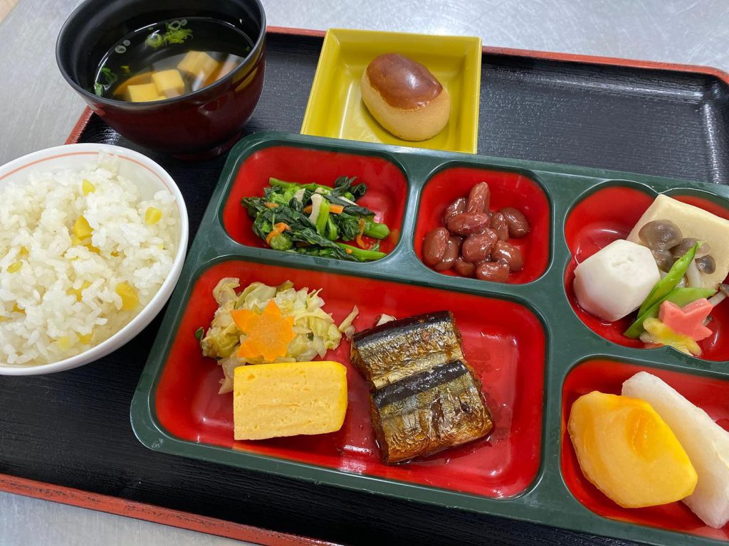 秋のお弁当 株式会社セントラルフーズ 岡山の幼稚園 保育園給食 学校給食